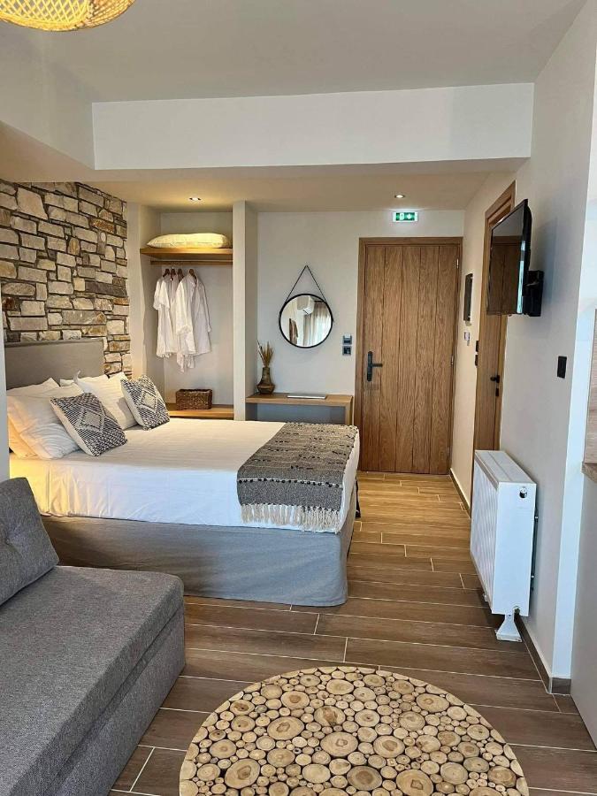 Peri Elxis Luxury Suites Mourésion Dış mekan fotoğraf