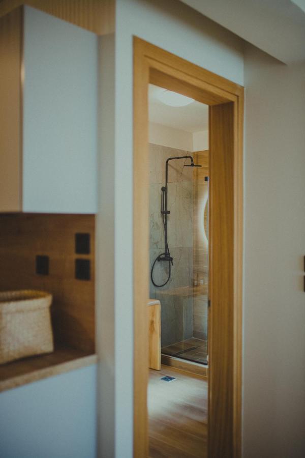 Peri Elxis Luxury Suites Mourésion Dış mekan fotoğraf