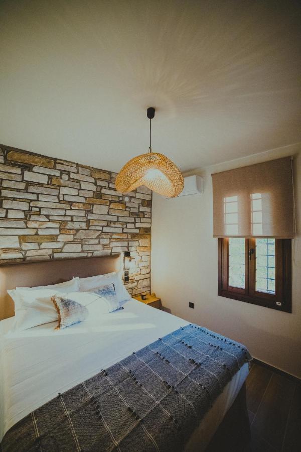 Peri Elxis Luxury Suites Mourésion Dış mekan fotoğraf