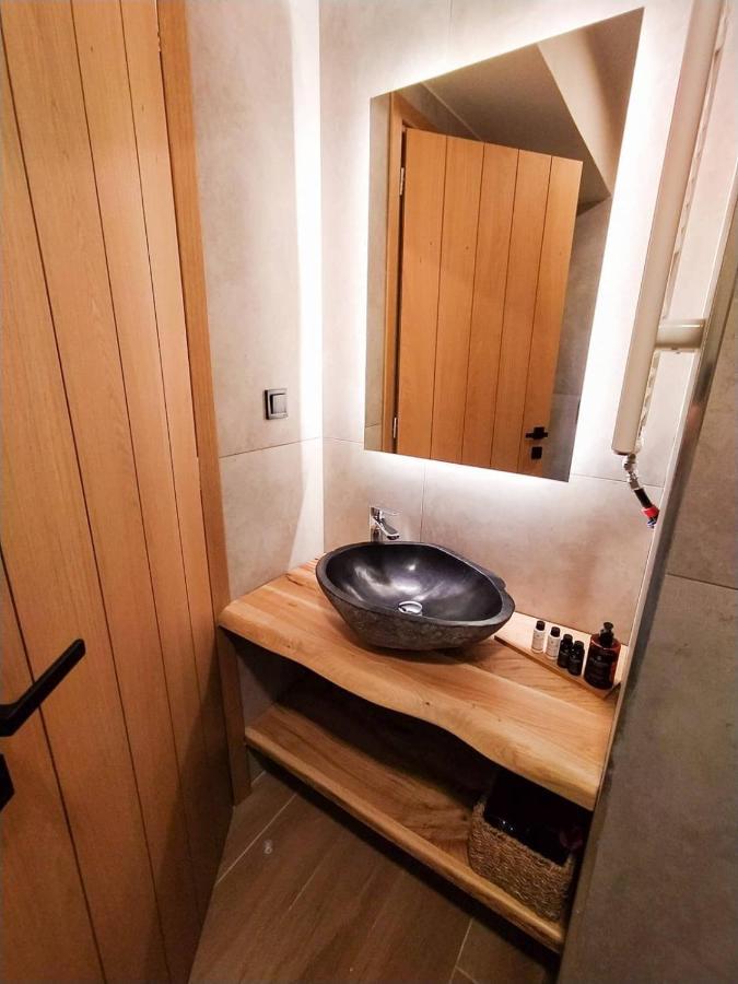 Peri Elxis Luxury Suites Mourésion Dış mekan fotoğraf